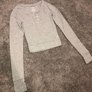 American Eagle long sleeve crop top gray